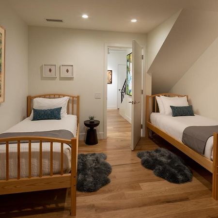 Elevation Lofts Hotel Ашвил Екстериор снимка